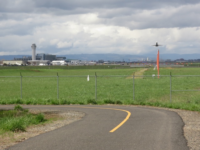 Bike path from Marine Drive toward Frontage Rd looking west sm